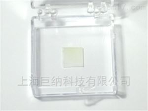 巨纳基于蓝宝石基底的三角形单层二硫化钼